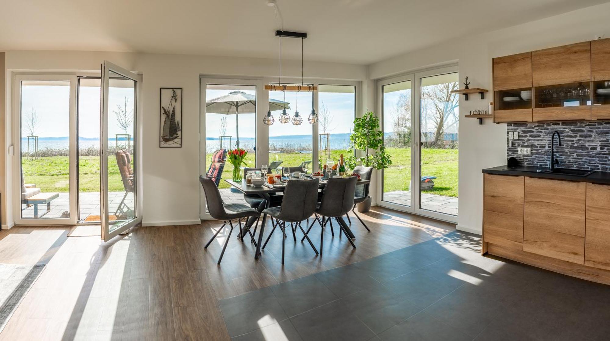שוורין Hangar 19 Luxusbungalow Am See H8 מראה חיצוני תמונה